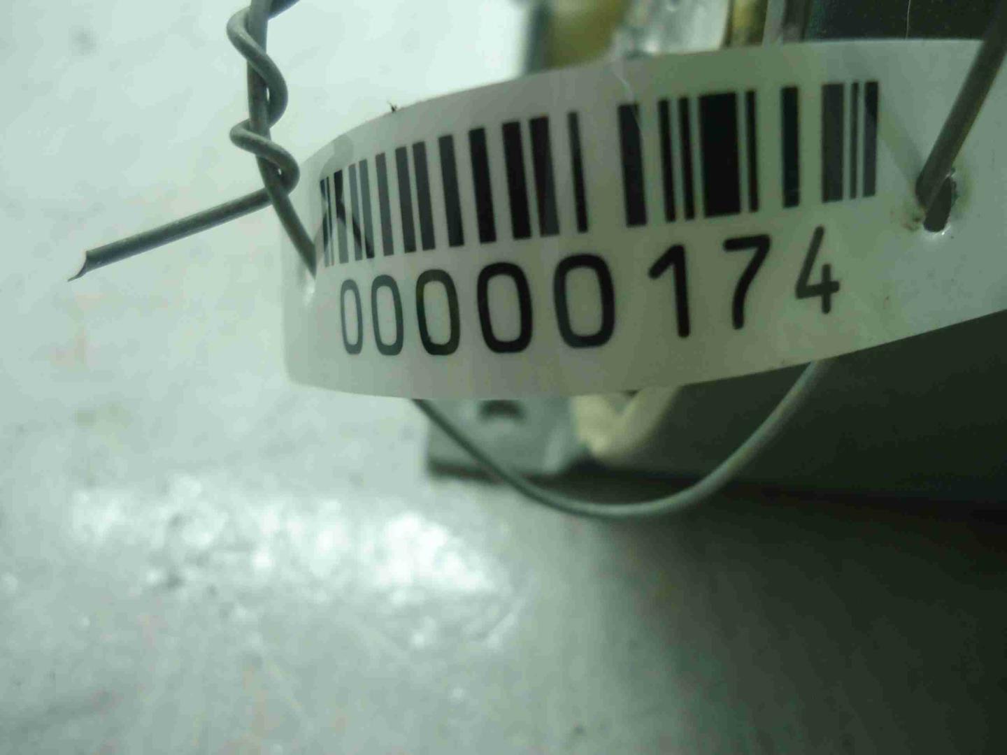 Подушка безопасности пассажирская (в торпедо)