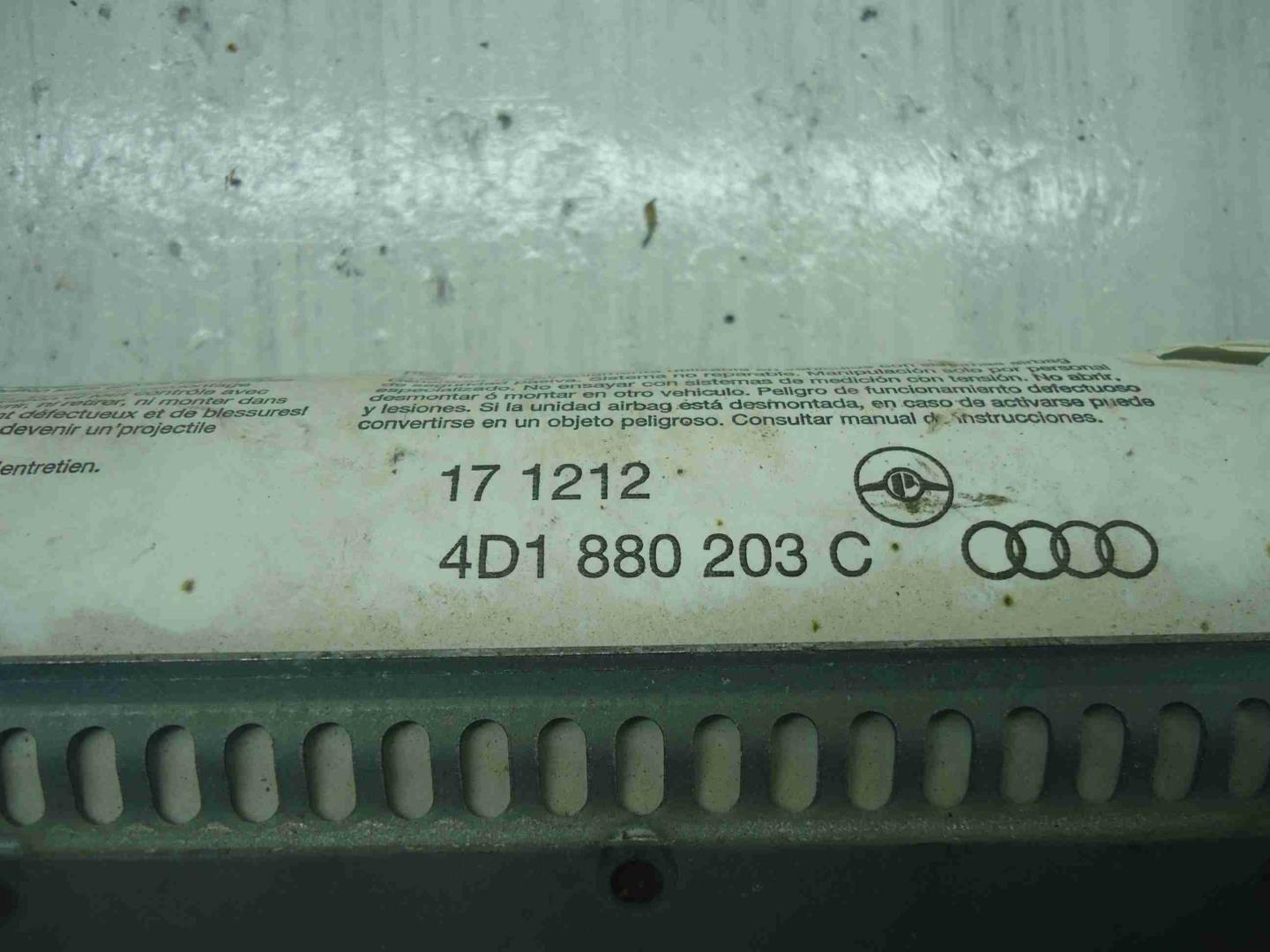 Подушка безопасности пассажирская (в торпедо)