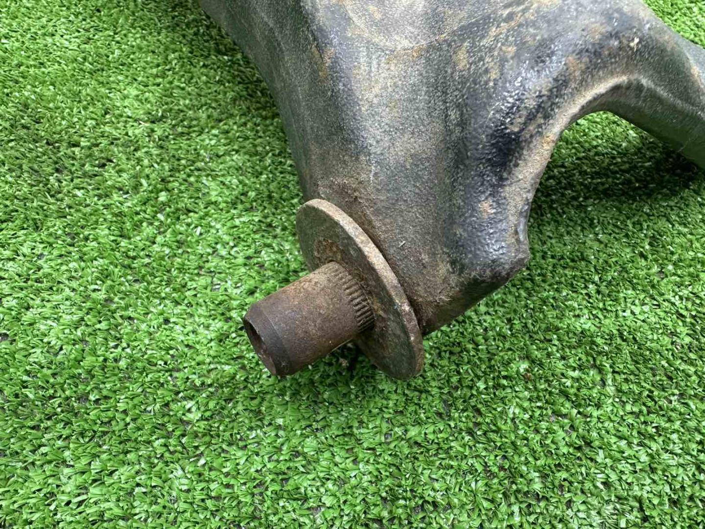 Рычаг задний левый