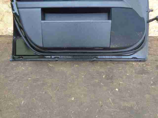 Дверь передняя левая