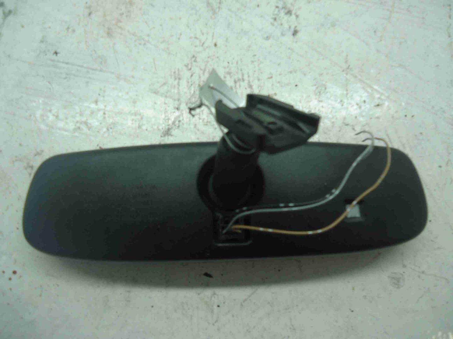 Зеркало заднего вида