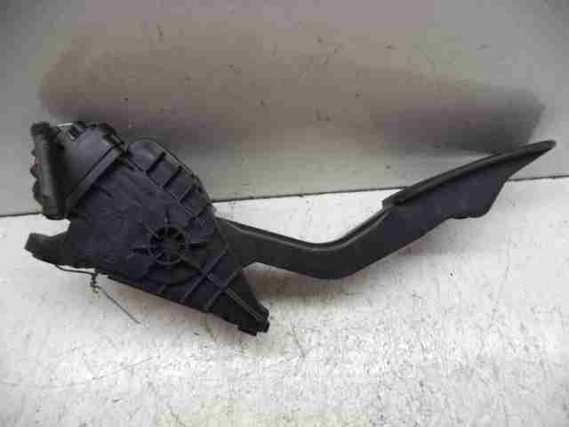 Педаль газа