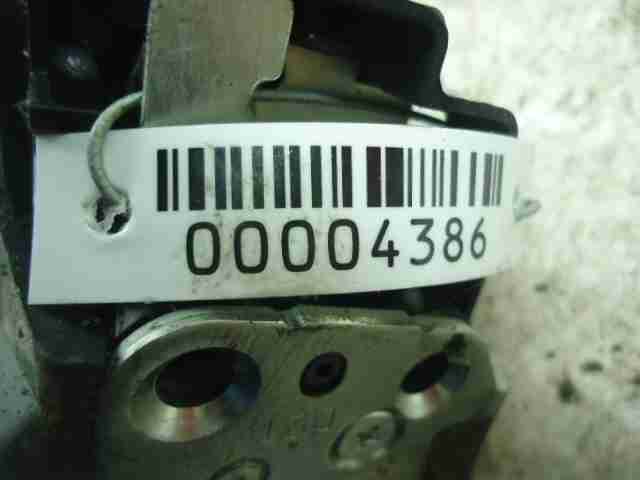 Замок двери задней левой