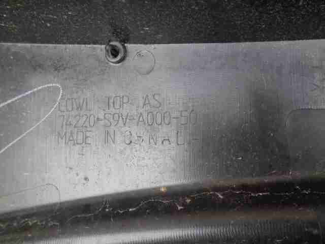 Решетка стеклоочистителей (Жабо)