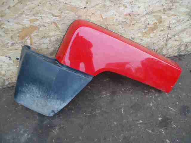 Накладка заднего крыла правого