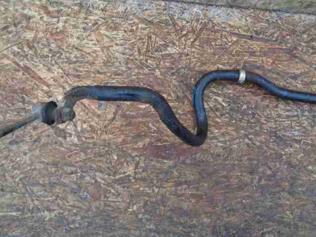 Стабилизатор передний