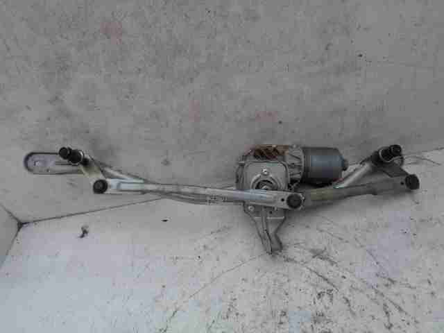 Трапеция стеклоочистителей