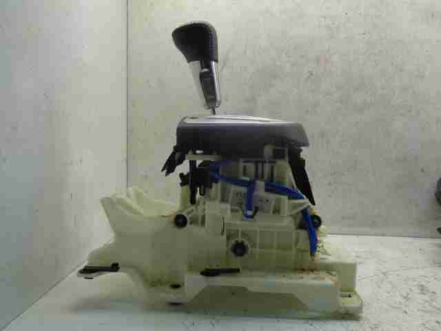 Кулиса МКПП / АКПП