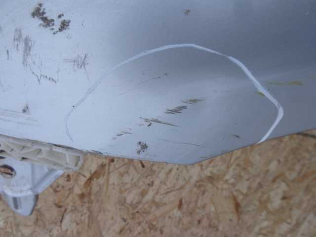 Крыло переднее левое