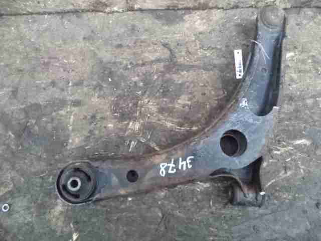 Рычаг передний нижний правый