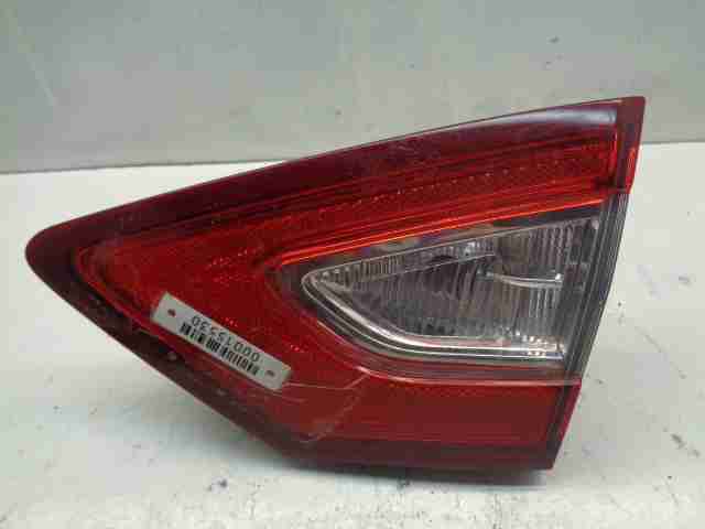 Фонарь задний внутренний правый