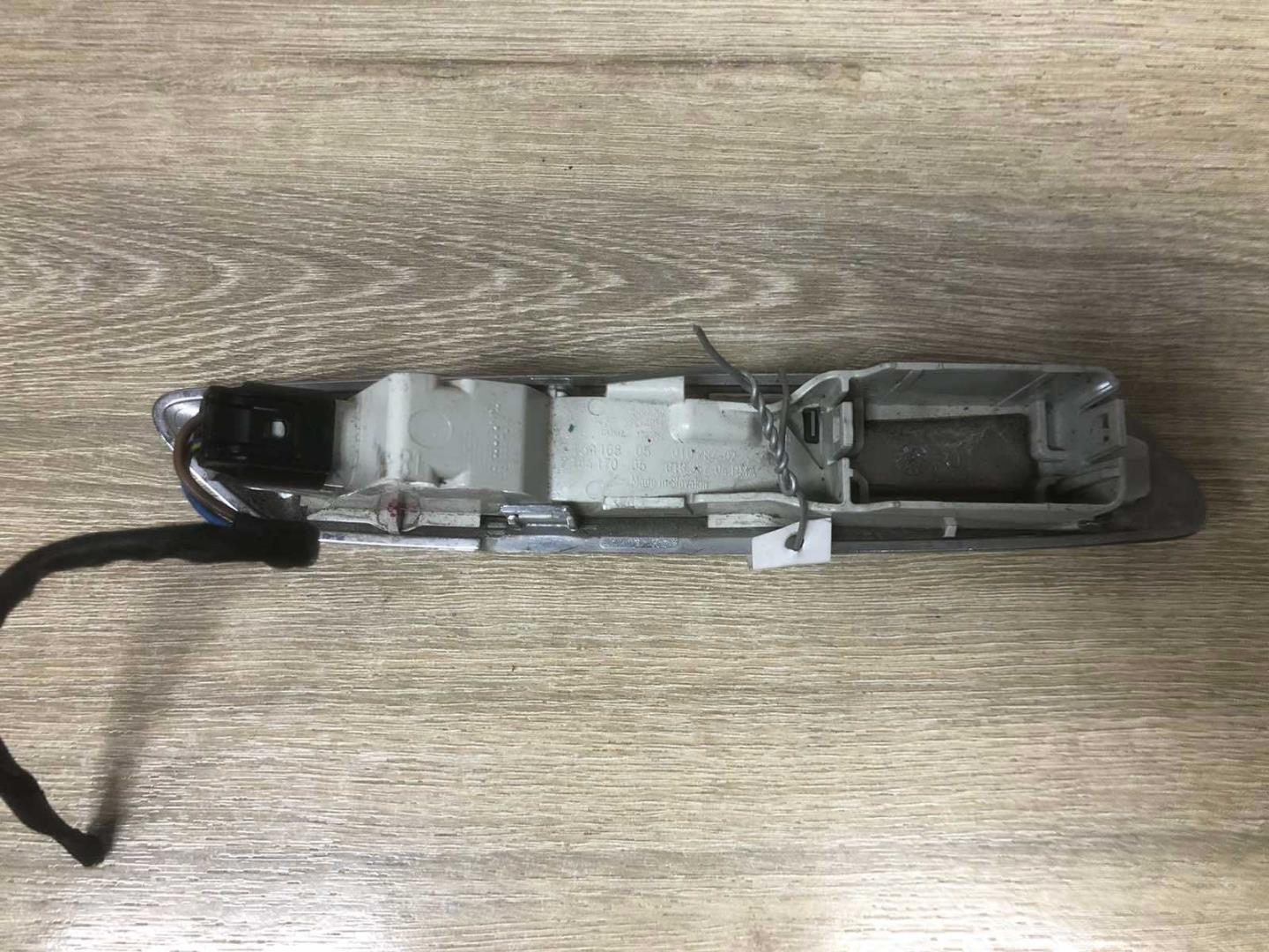 Указатель поворота правый