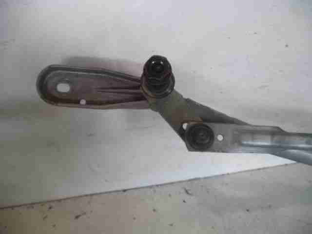 Трапеция стеклоочистителей