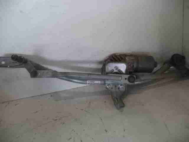 Трапеция стеклоочистителей