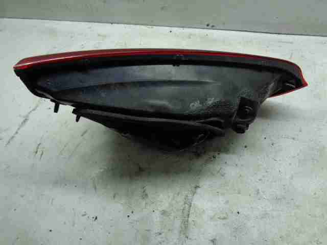 Фонарь задний внутренний правый