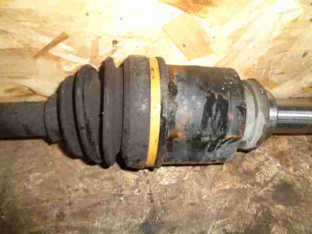 Полуось передняя правая