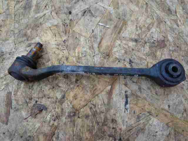 Рычаг передний нижний правый