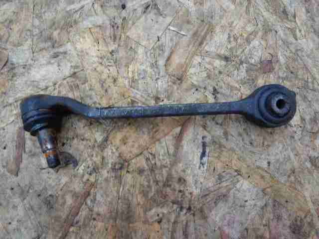 Рычаг передний нижний правый