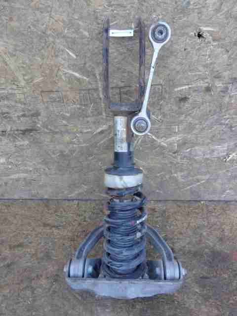 Амортизатор передний правый