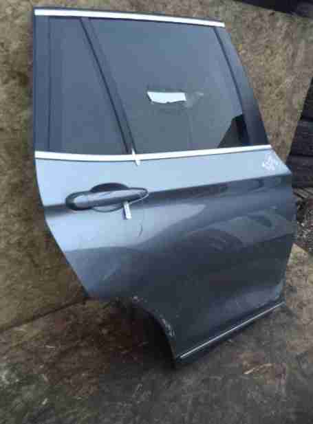 Дверь задняя правая