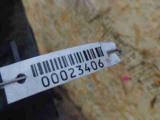 Накладка переднего крыла правого