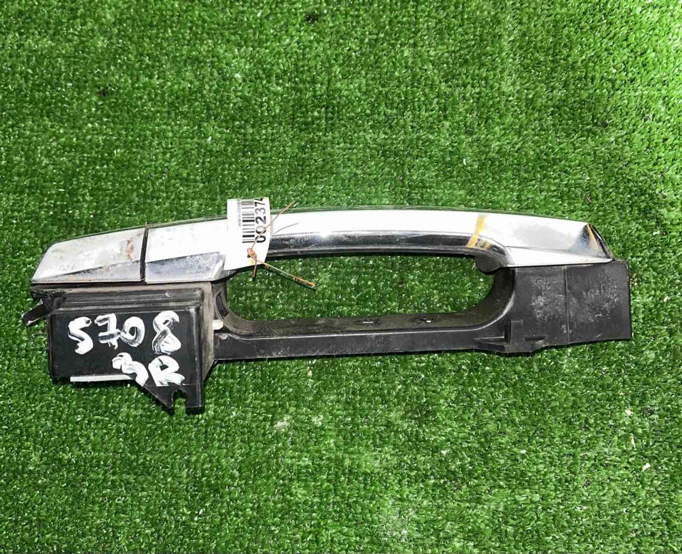 Ручка двери задней наружная правая