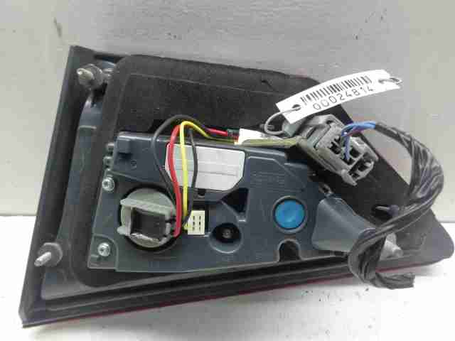 Фонарь задний внутренний левый