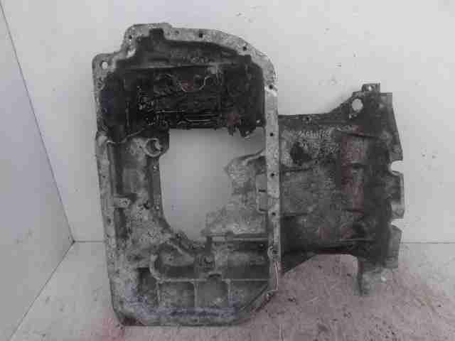 Поддон в багажник с высоким бортом