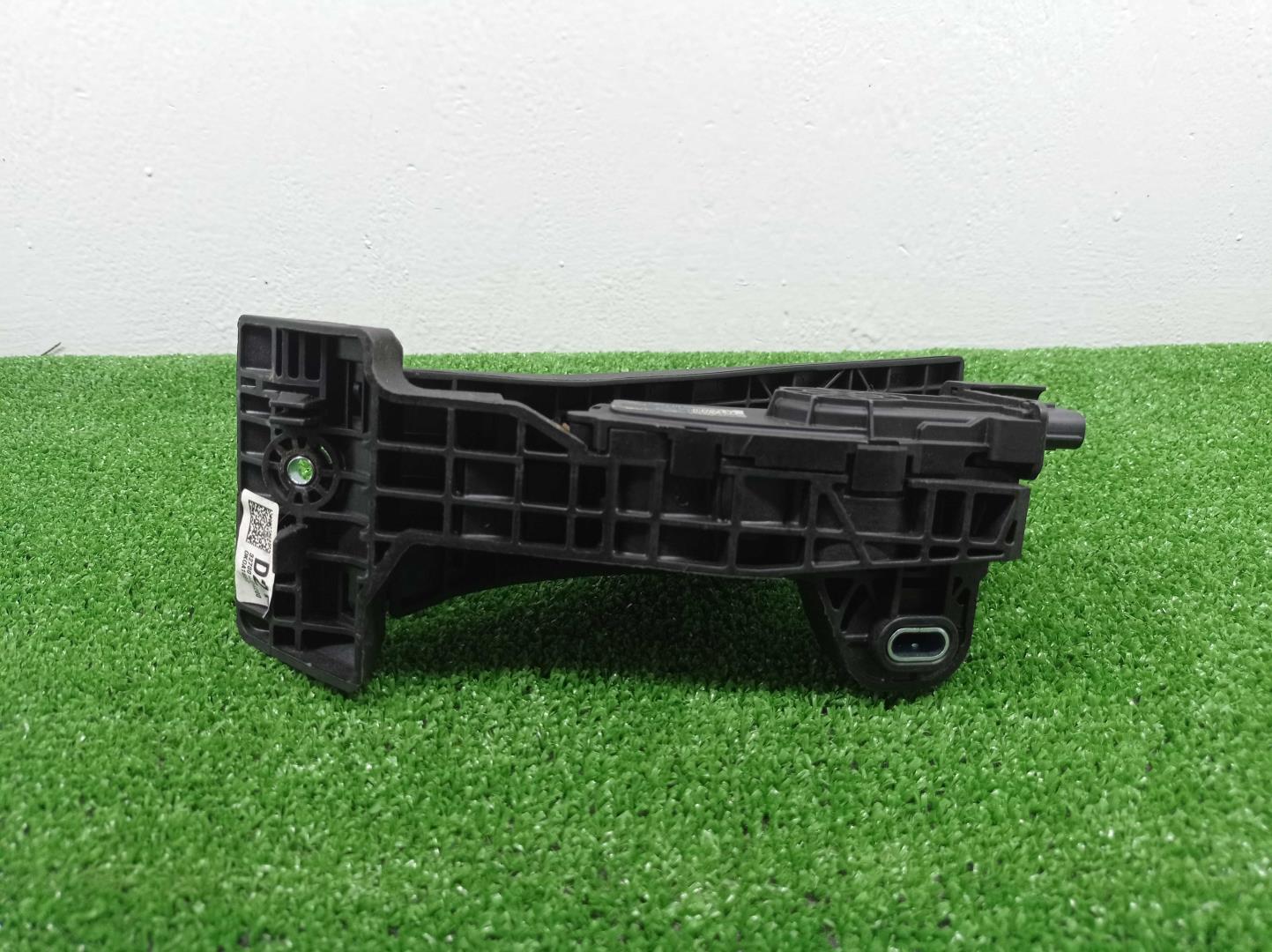 Педаль газа