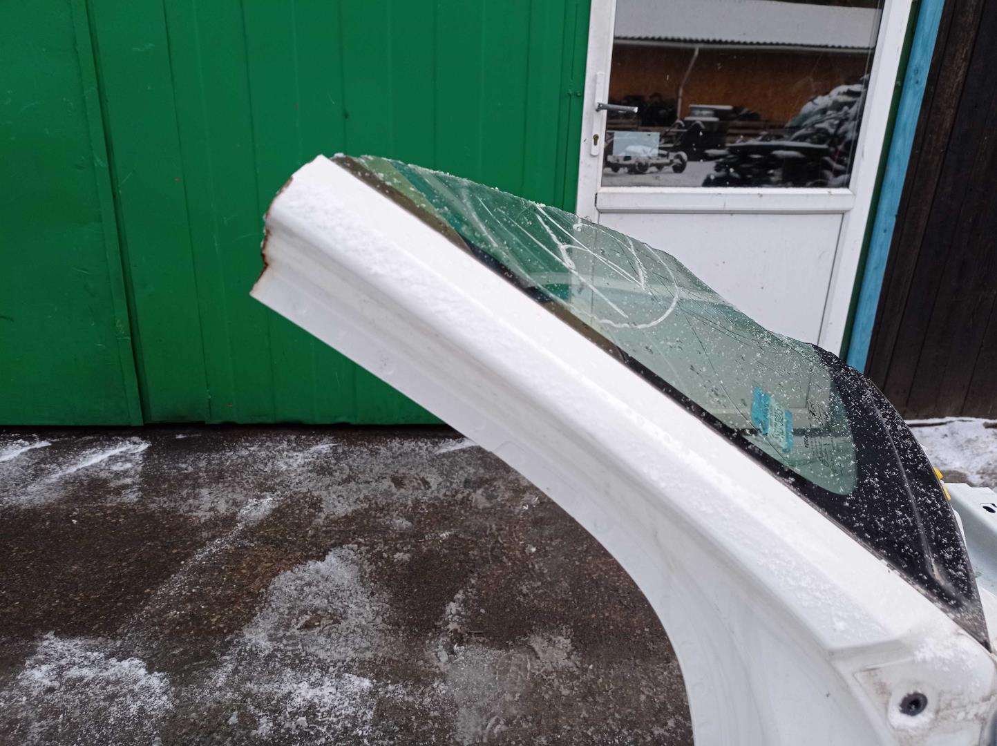 Кузовной элемент