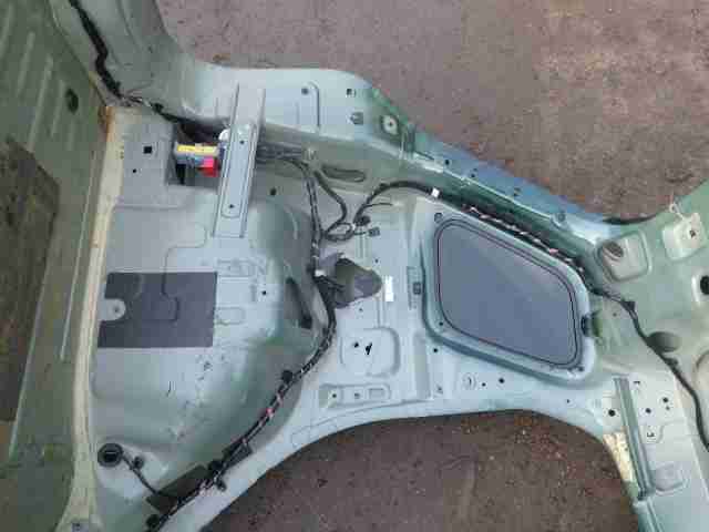 Крыло заднее левое