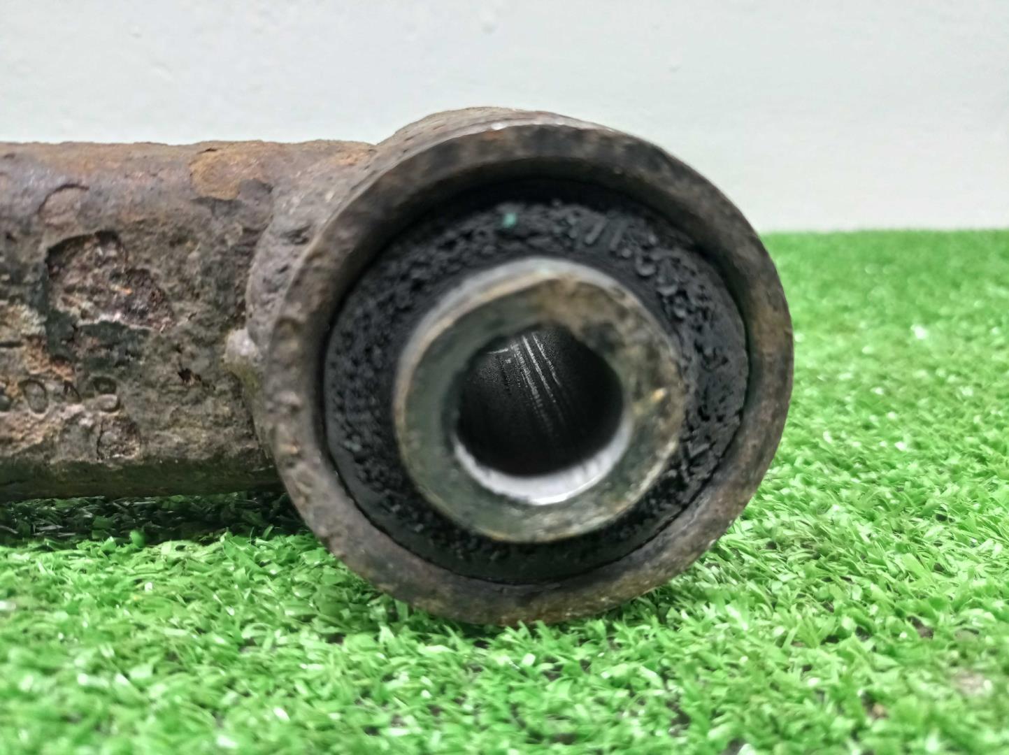 Рычаг задний левый