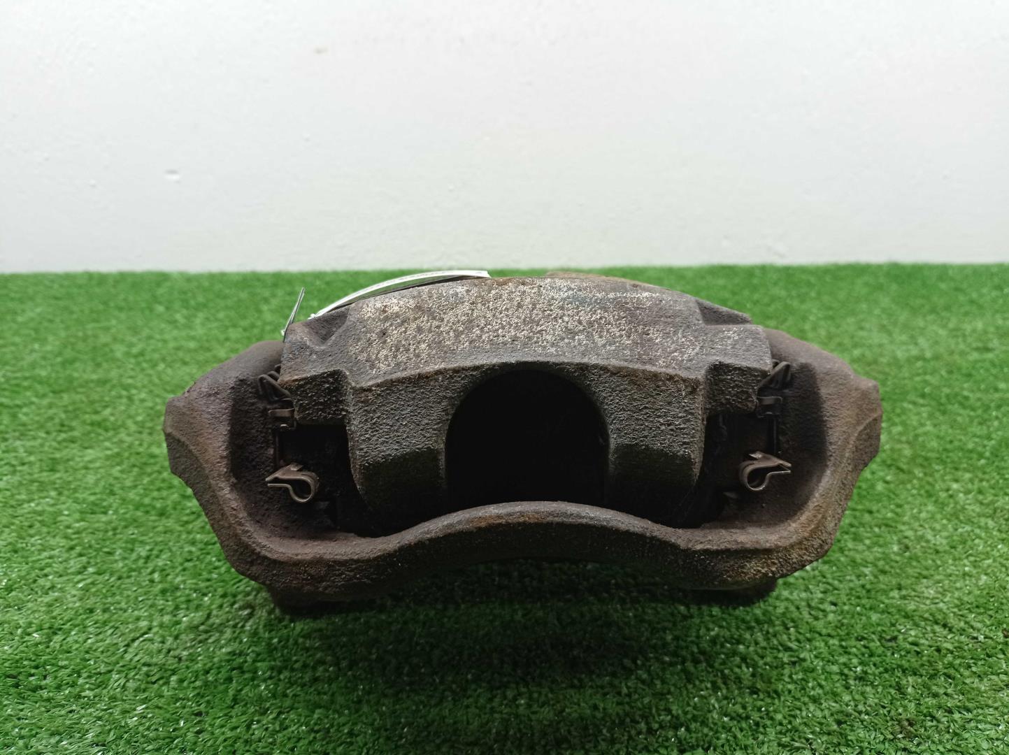 Суппорт передний левый