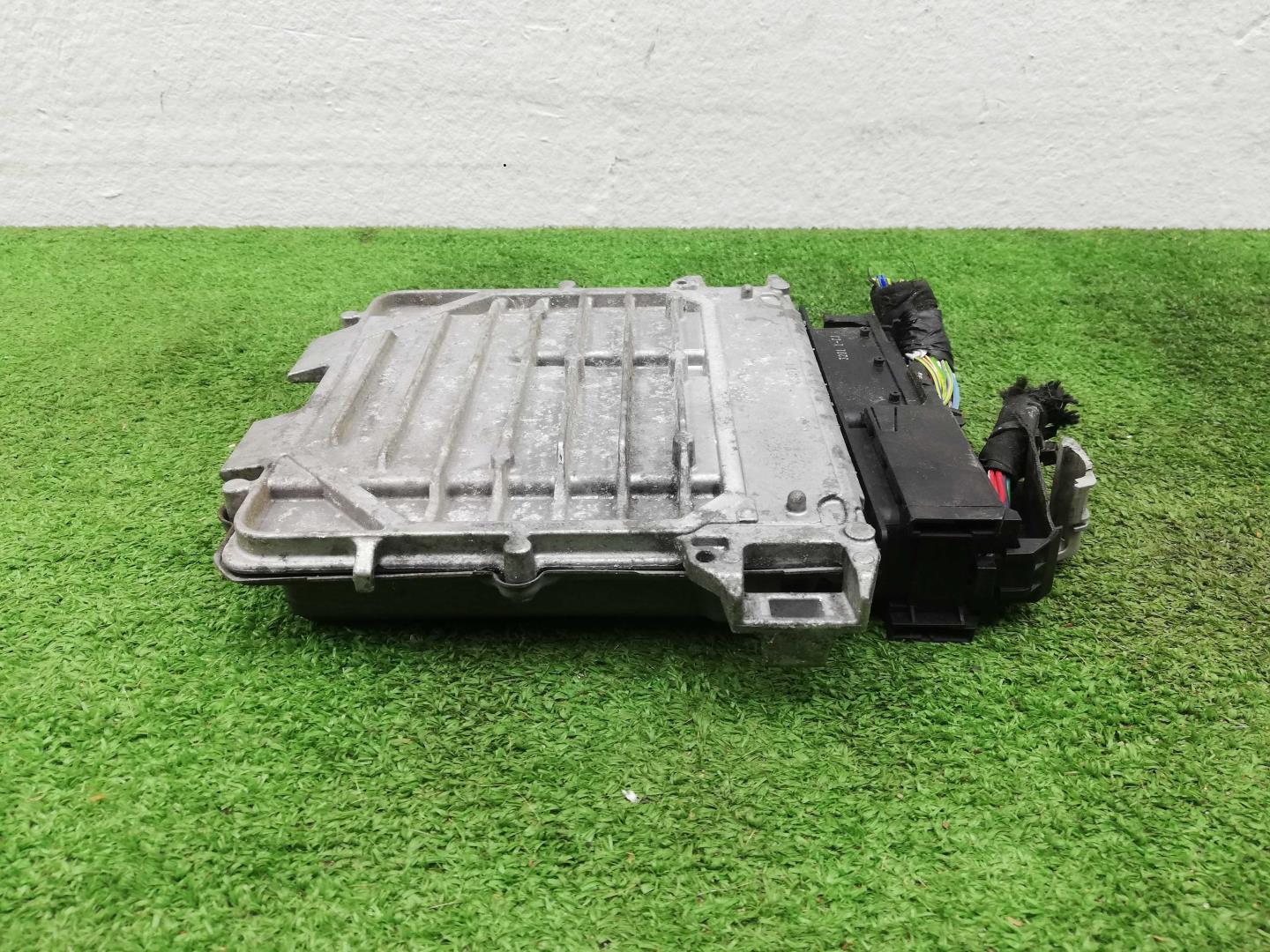 Блок управления двигателем