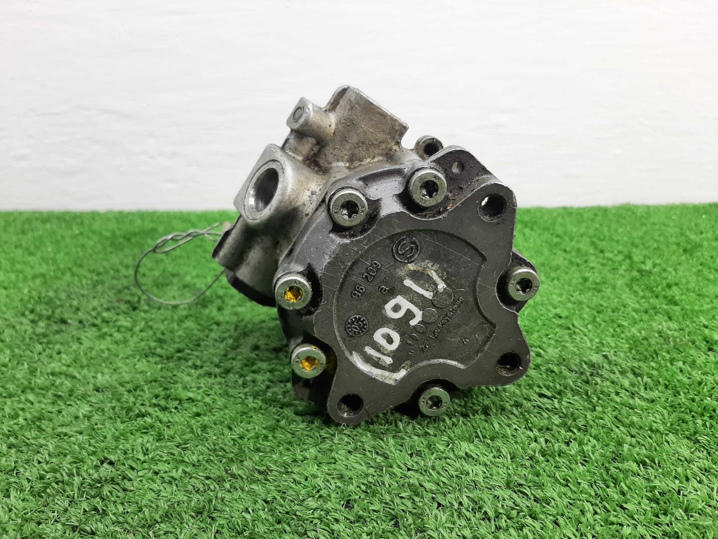 Насос ГУР (гидроусилитель руля)