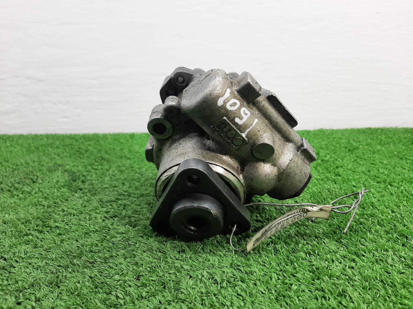 Насос ГУР (гидроусилитель руля)