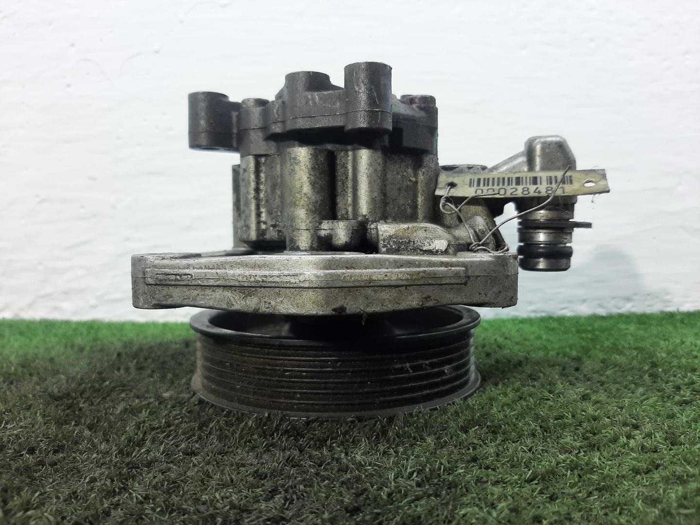 Насос ГУР (гидроусилитель руля)