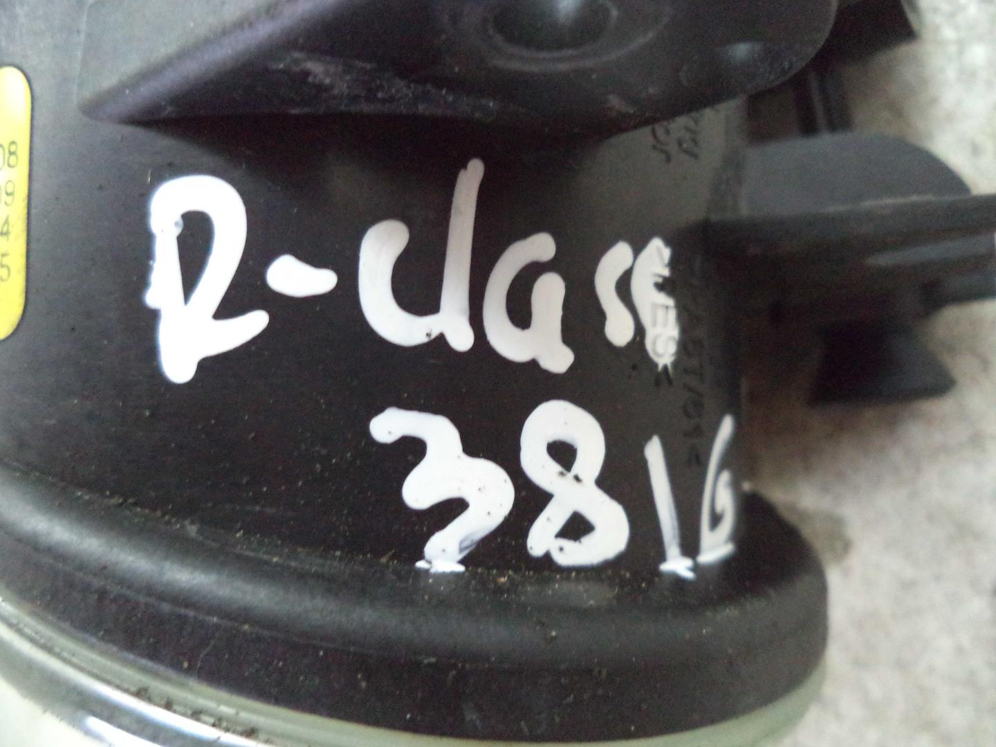 Фара противотуманная левая