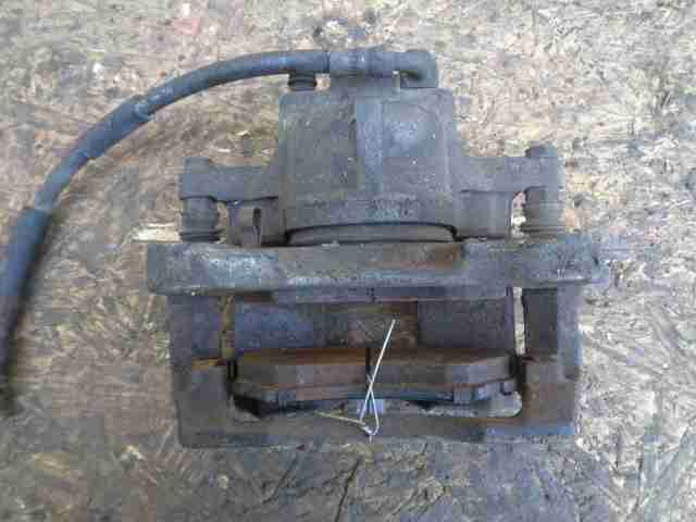 Суппорт передний правый