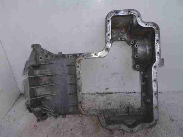 Поддон в багажник с высоким бортом