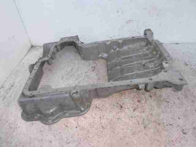 Поддон в багажник с высоким бортом