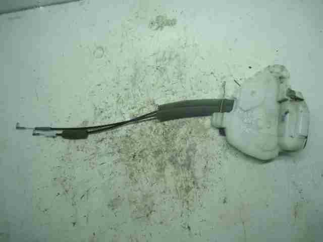 Замок двери передней правой