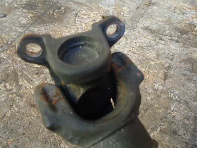 Вал карданный передний