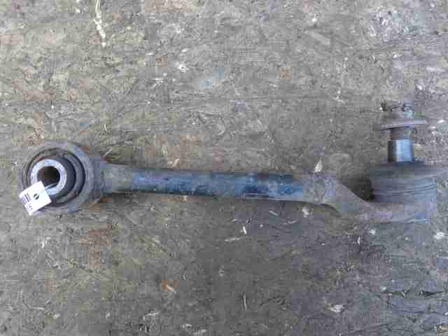 Рычаг задний правый