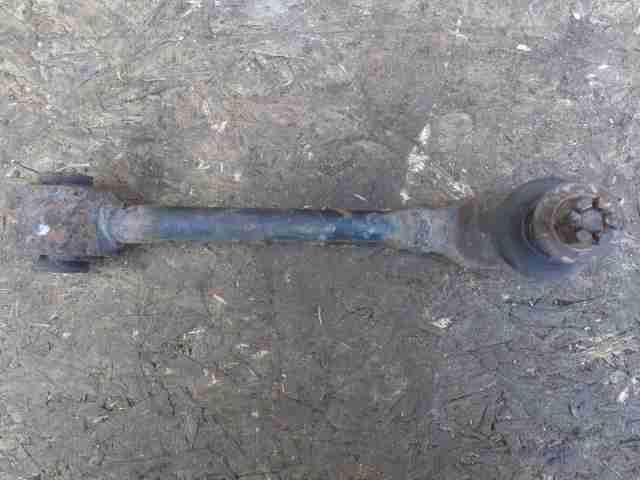 Рычаг задний правый