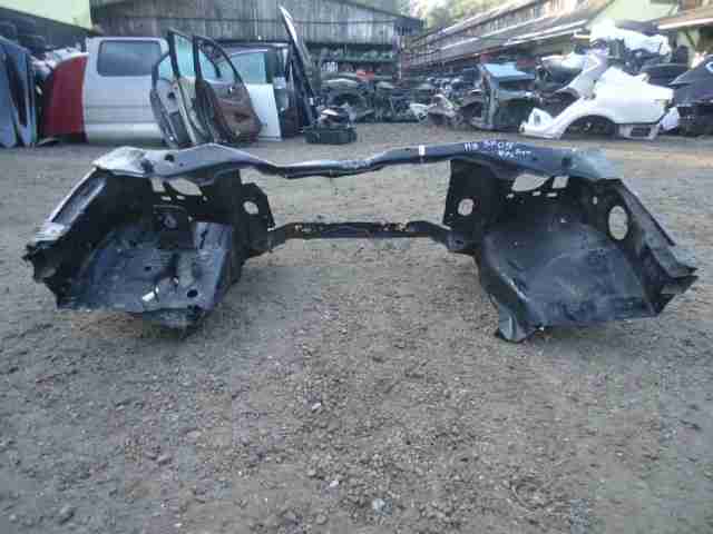 Кузовной элемент