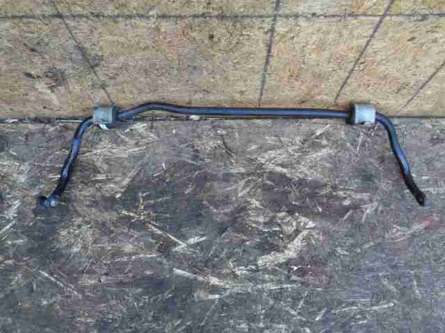 Стабилизатор передний