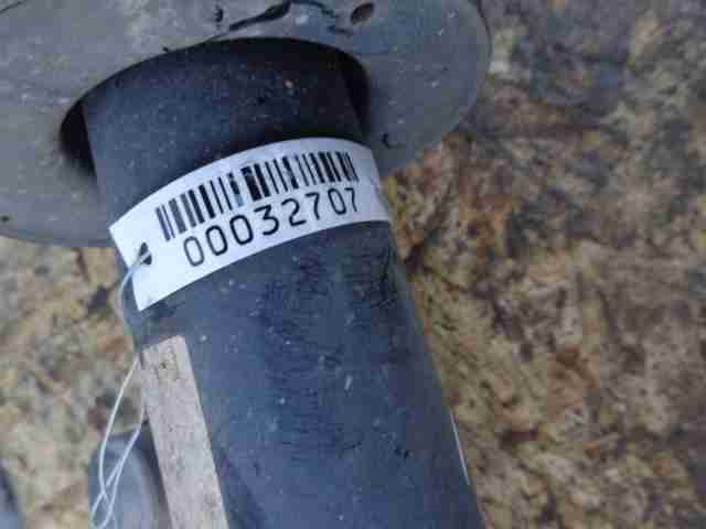 Амортизатор передний правый