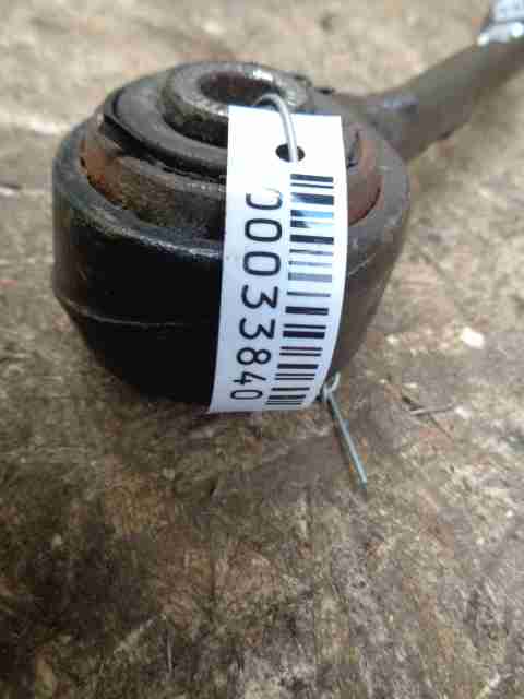 Рычаг передний нижний левый