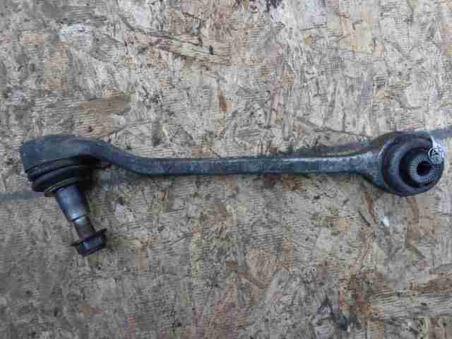 Рычаг передний нижний правый